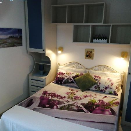 Bilocale Punta Rosa - Fronte Spiaggia โอตรันโต ภายนอก รูปภาพ