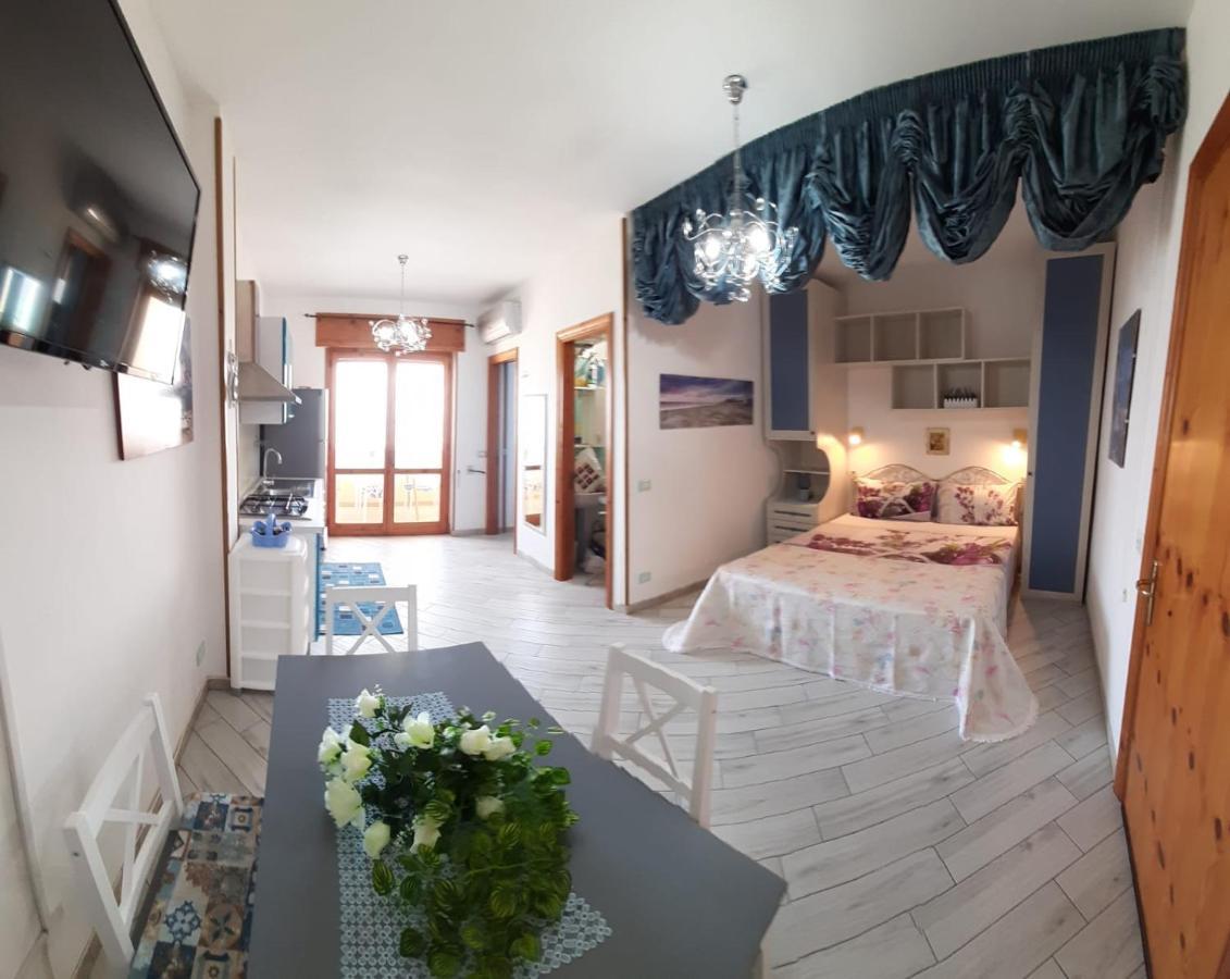 Bilocale Punta Rosa - Fronte Spiaggia โอตรันโต ภายนอก รูปภาพ