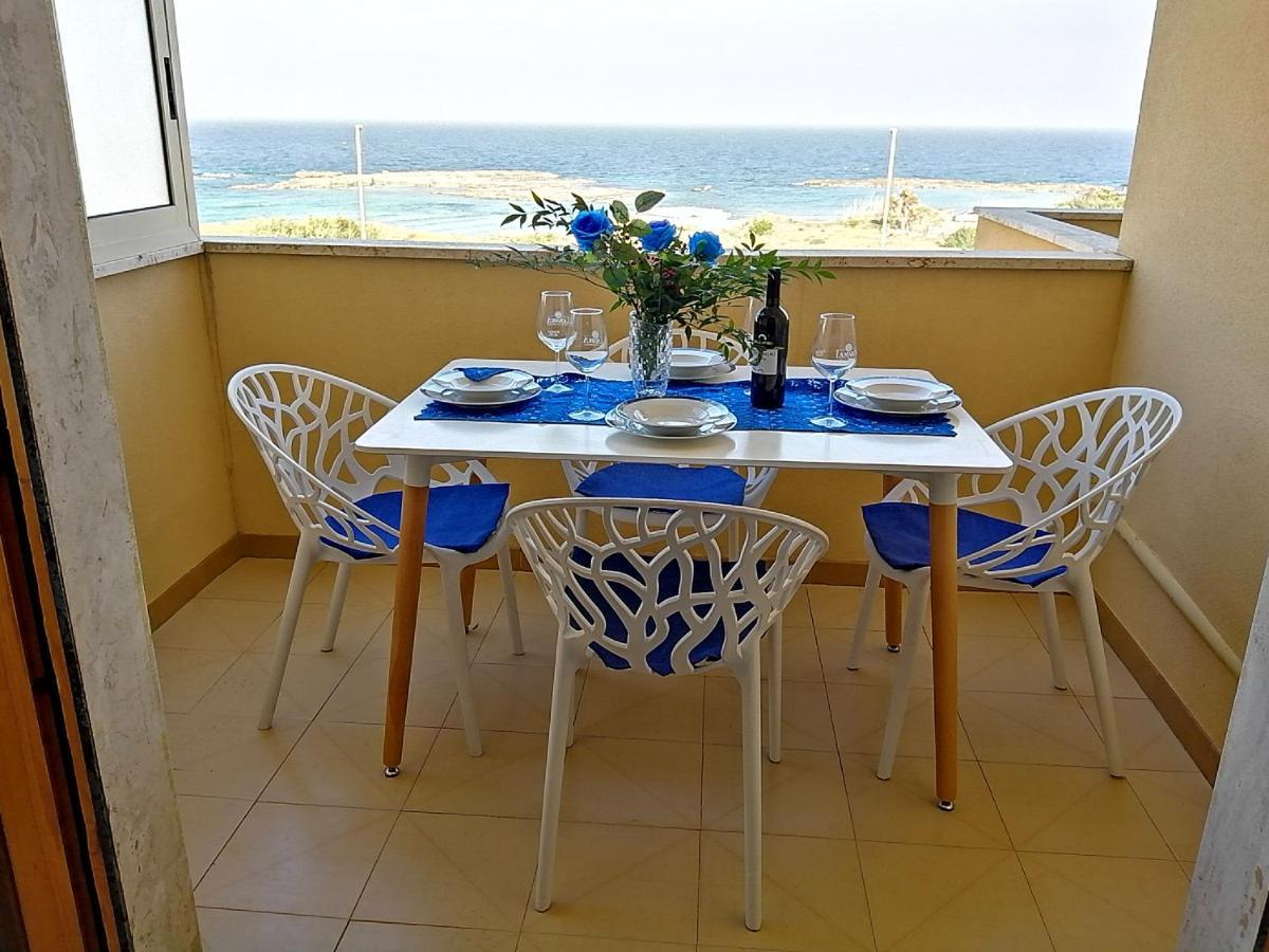 Bilocale Punta Rosa - Fronte Spiaggia โอตรันโต ภายนอก รูปภาพ