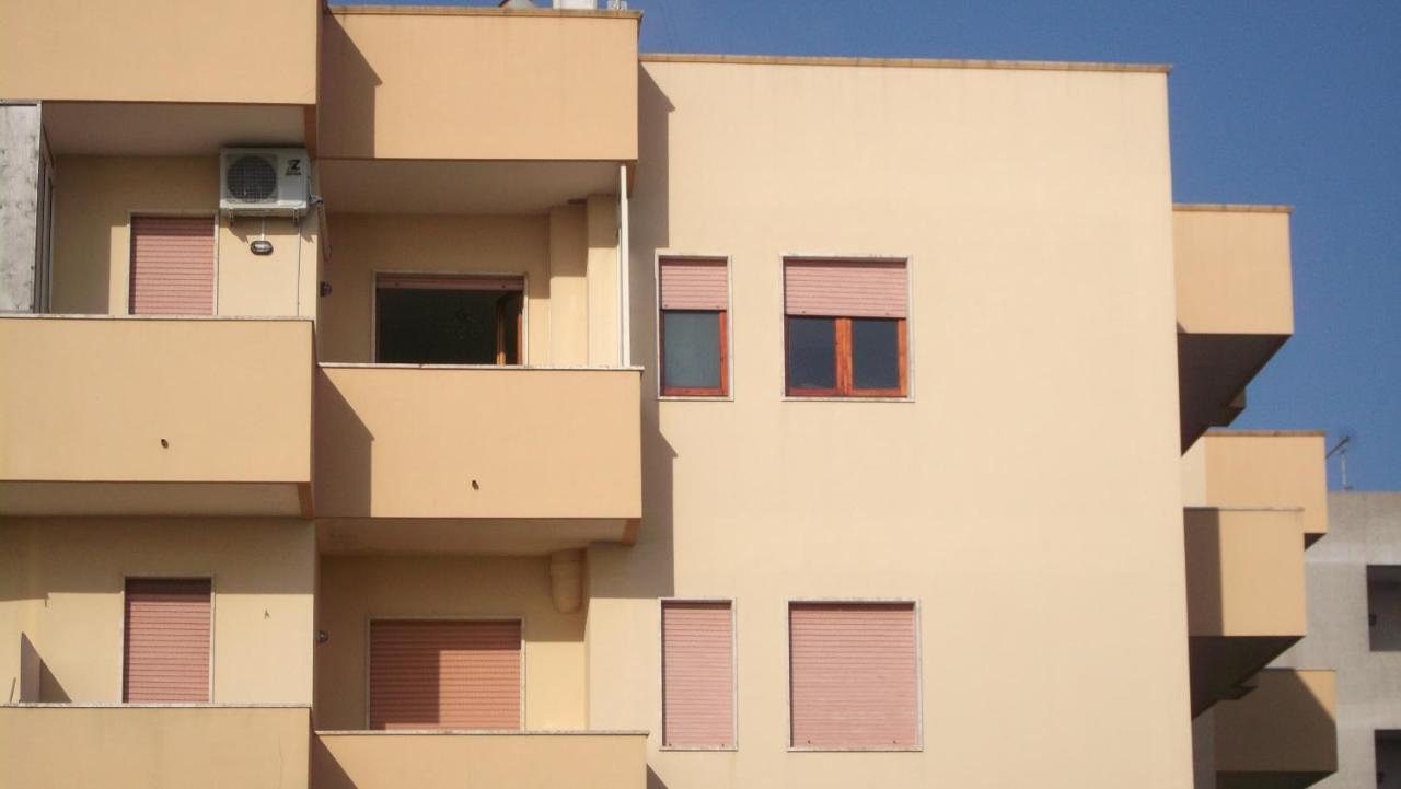 Bilocale Punta Rosa - Fronte Spiaggia โอตรันโต ภายนอก รูปภาพ