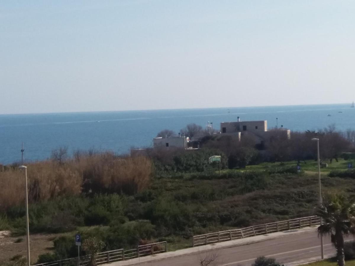Bilocale Punta Rosa - Fronte Spiaggia โอตรันโต ภายนอก รูปภาพ